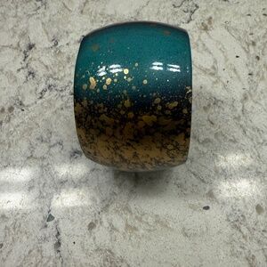 Oversized Bracelet with teal and gold‎ splattered design